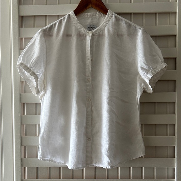 Calvin Klein Jeans White Button-Up Top - Picture 1 of 8